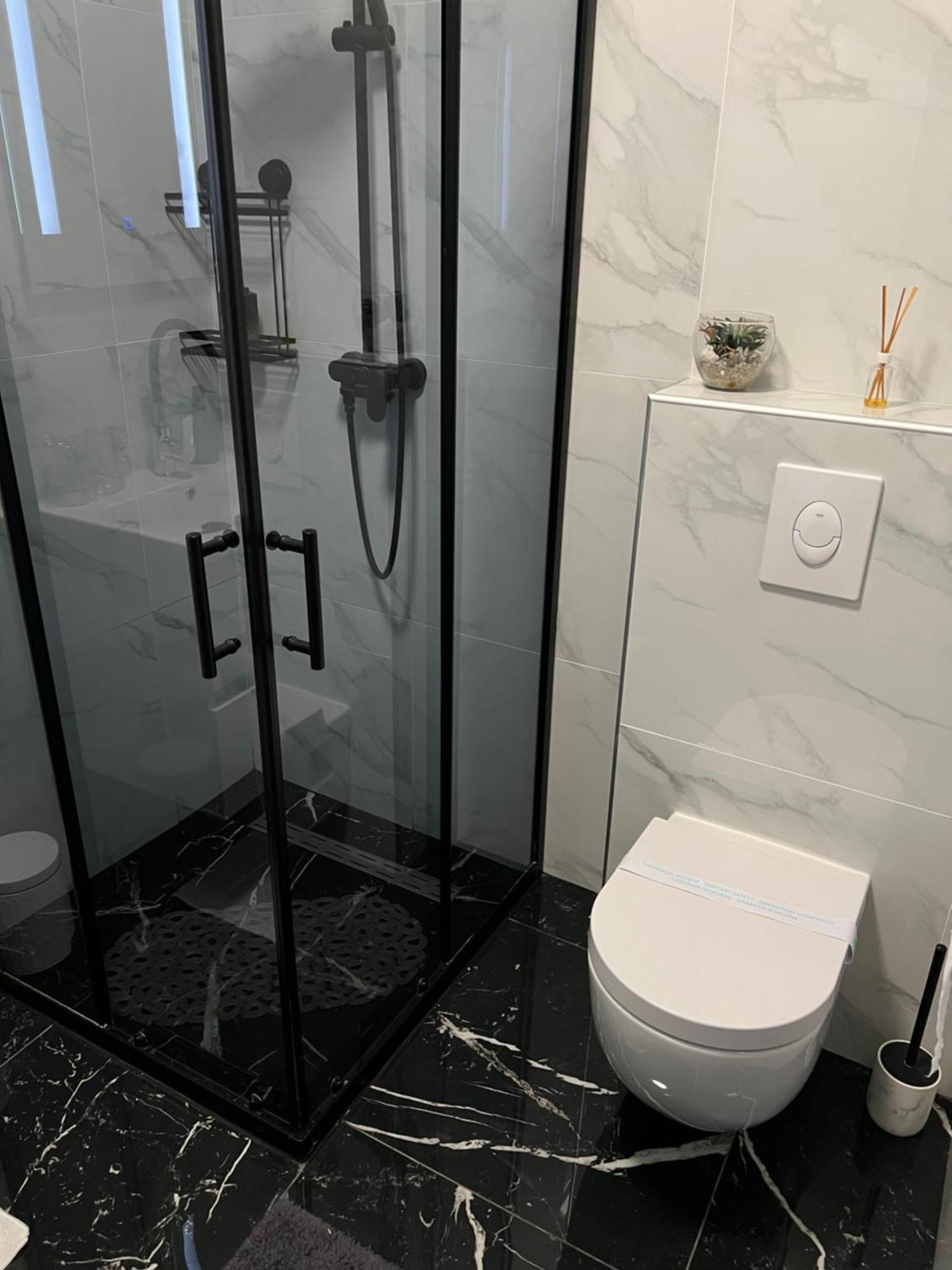 Luxrooms - Hotel Type With Private Jacuzzi Bjelovar Εξωτερικό φωτογραφία